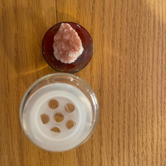 Spice jar with crystal and resin art - Picture 2 of 3